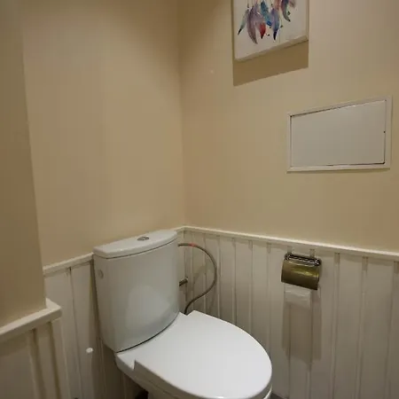 아파트 Tulbi Apartment, Close To Old Town, Private Parking 탈린